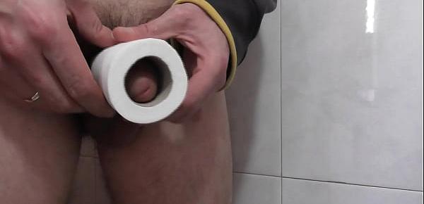 I fuck a toilet paper with cream